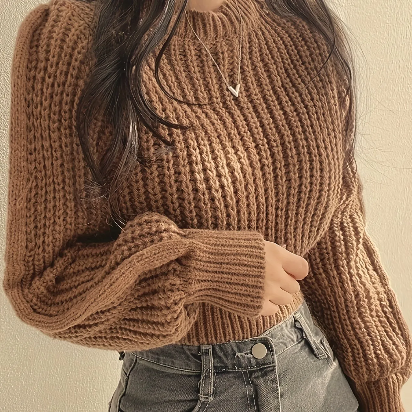 Cozy Crew Neck Crop Sweater - Women's Casual Long Sleeve Knitwear for Fall & Winter - Soft, Warm, and Comfortable Clothing for Everyday Wear