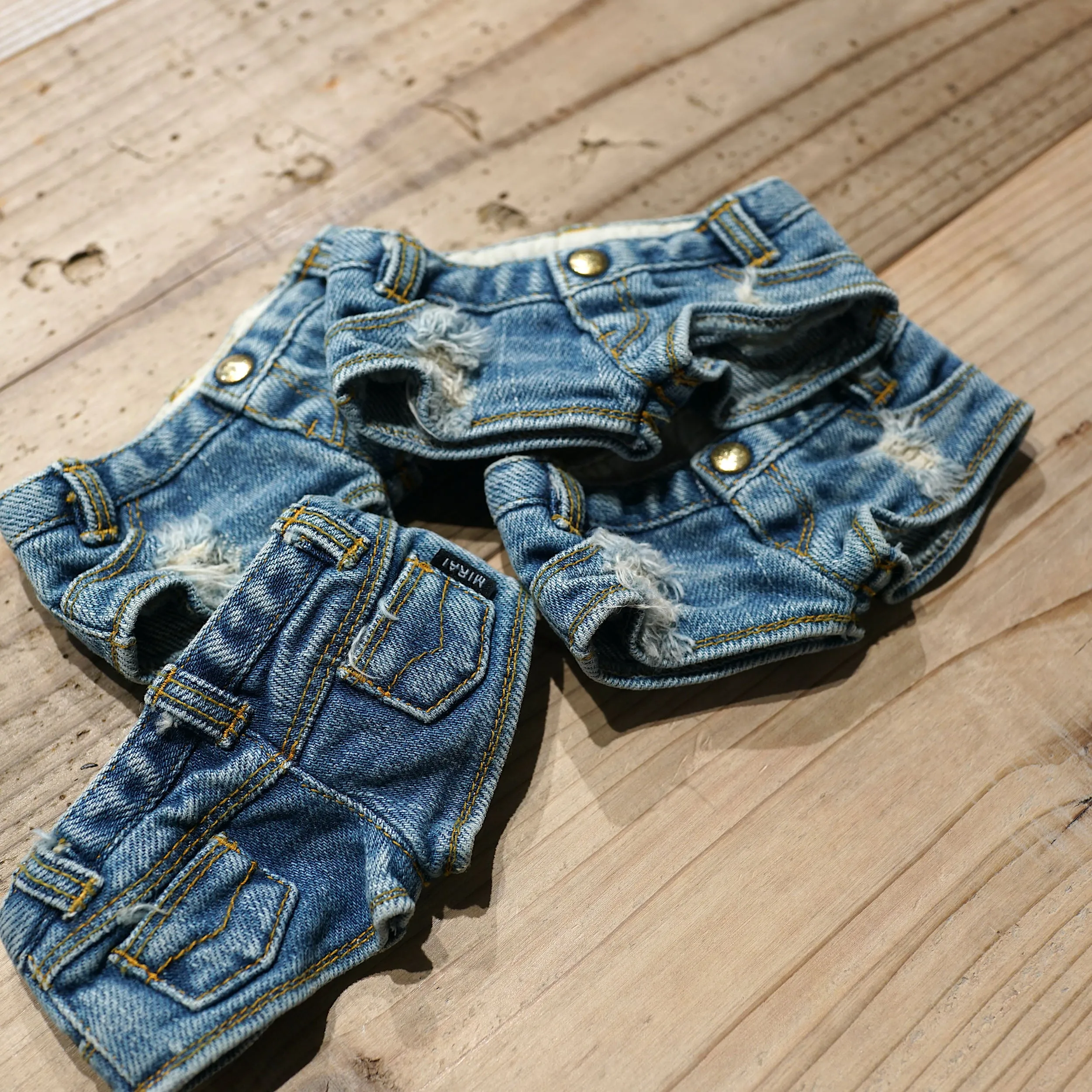 Tokyo Short Jeans